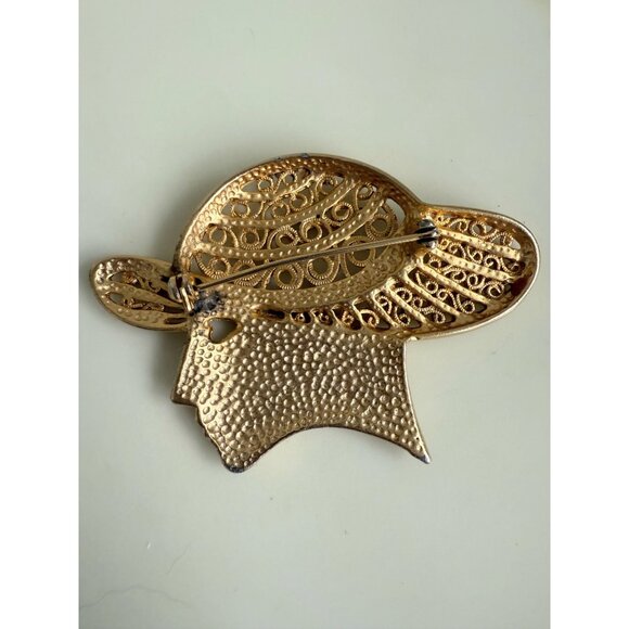 Vintage 80's Art Deco Style Woman's Face with Hat Brooch Gold Tone - Picture 4 of 4